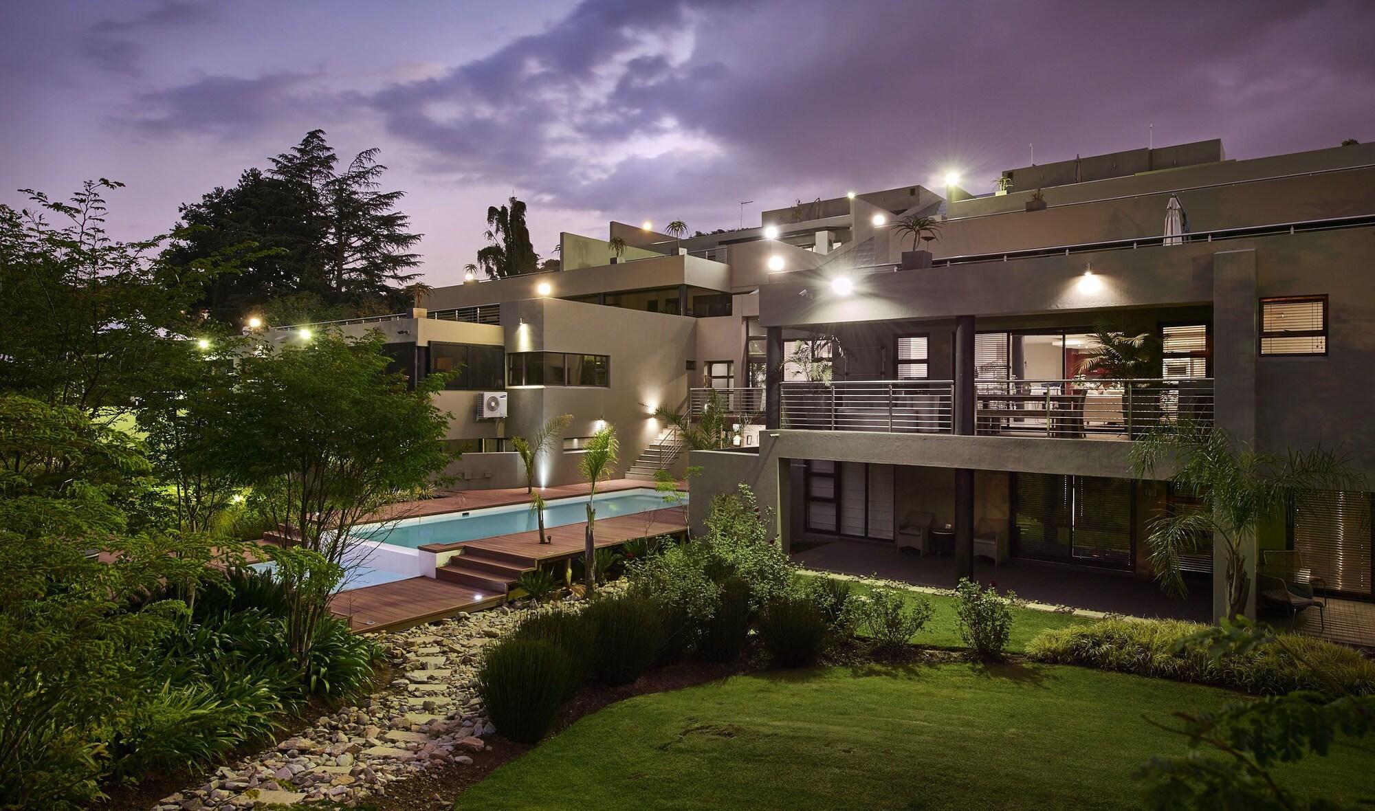 Dynasty Forest Sandown Self Catering Hotel Joanesburgo Exterior foto